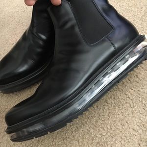 Meet your Posher, Carles